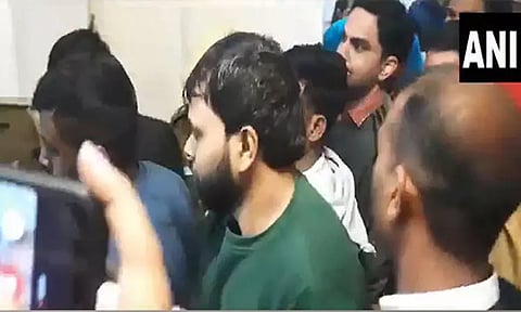 நாடாளுமன்ற பாதுகாப்பு விதிமீறல்: குற்றம் சாட்டப்பட்ட நான்கு பேருக்கு 7 நாட்கள் போலீஸ் காவல்..!!