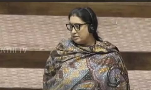 குழந்தை தத்தெடுக்கும் நடைமுறையை எளிதாக்க பிரத்யேக இணையதளம் - மத்திய மந்திரி ஸ்மிரிதி இரானி தகவல்