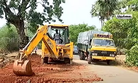 நெல்லை-திருச்செந்தூர் நெடுஞ்சாலை சீரமைப்பு - போக்குவரத்து தொடக்கம்