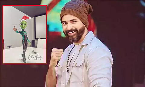 'அயலான்' பட ஏலியன் கதாபாத்திரத்தின் பொம்மை புகைப்படத்தை பகிர்ந்து கிறிஸ்துமஸ் வாழ்த்து தெரிவித்த சிவகார்த்திகேயன்..!