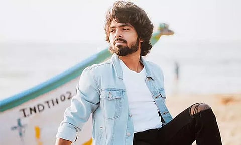 உங்களை போன்று நானும் காத்திருக்கிறேன் -வாடிவாசல் அப்டேட் கொடுத்த ஜிவி பிரகாஷ்