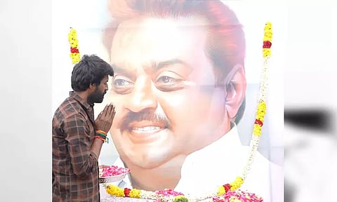 கடையேழு வள்ளல்களை நாம் பார்த்ததில்லை...ஆனால் கேப்டன் விஜயகாந்தை பார்த்து இருக்கிறோம் - நடிகர் சூரி