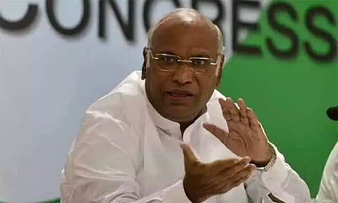 பிரதமர் மோடி கொடுத்த வாக்குறுதிகளை நிறைவேற்றவில்லை - மல்லிகார்ஜுன கார்கே விமர்சனம்