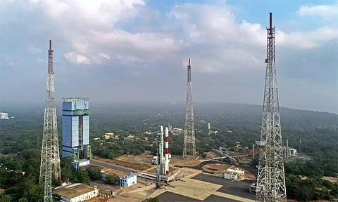 நாளை விண்ணில் பாய்கிறது பி.எஸ்.எல்.வி. சி-58 ராக்கெட்..!