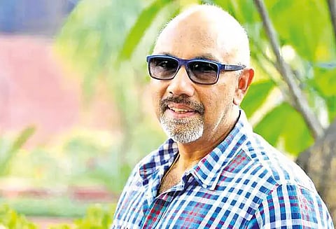 டார்க் காமெடி படத்தில் இணையும் சத்யராஜ்- வெற்றி