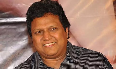 இப்படியாவது எனக்கு வாய்ப்பு கொடுங்க- விஜய் பட இசையமைப்பாளர் உருக்கம்