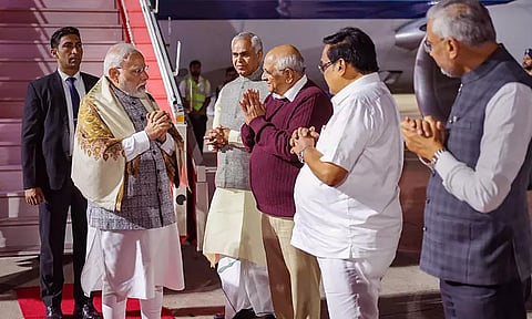 பிரதமர் மோடி குஜராத்தில் சுற்றுப்பயணம் - உலகளாவிய வர்த்தக கண்காட்சியை தொடங்கி வைக்கிறார்