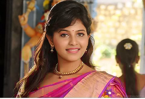 தொழிலதிபருடன் திருமணமா..? அதிர்ச்சியான அஞ்சலி