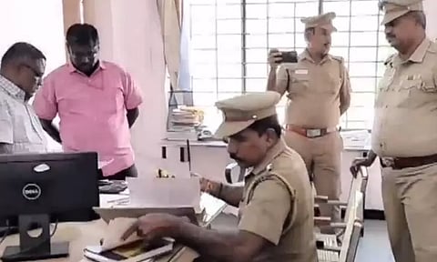 சேலம் பெரியார் பல்கலைக்கழகம் முறைகேடு - மேலும் 2 பேரிடம் போலீசார் விசாரணை