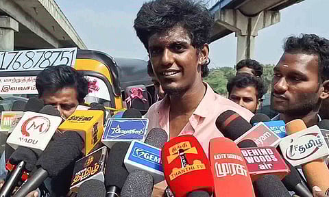 மருத்துவத்திற்காக இலவச ஆட்டோ சேவை... நடிகர் பாலாவை பாராட்டும் ரசிகர்கள்...!