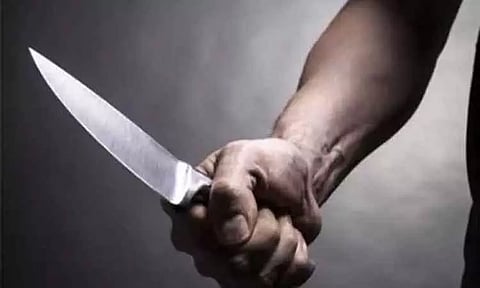 டெல்லியில் கூடுதலாக சட்னி கேட்ட வாடிக்கையாளரை கத்தியால் குத்திய கடைக்காரர்..!