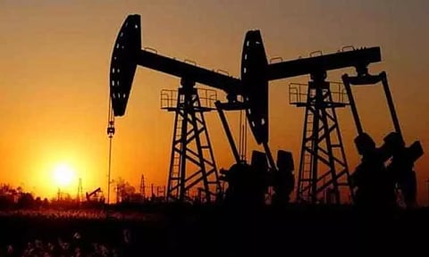 ஹவுதி மீது அமெரிக்கா, இங்கிலாந்து தாக்குதல் எதிரொலி; கச்சா எண்ணெய் விலை உயர்வு