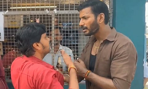 மதுபிரியர்களை அடித்து விரட்டிய நடிகர் விஷால்... வைரலாகும் வீடியோ ...!