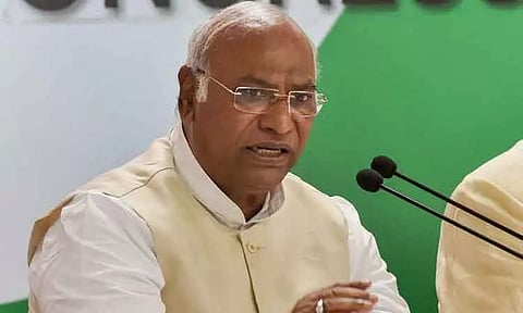 '2024-ல் மோடி அரசிடம் இருந்து மாணவர்களுக்கு நியாயம் கிடைப்பதை உறுதி செய்வோம்' - மல்லிகார்ஜுன கார்கே