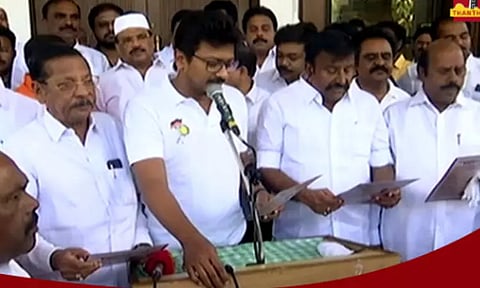 காந்தி நினைவு தினம்: திமுக தலைமை அலுவலகத்தில் மத நல்லிணக்க உறுதிமொழி ஏற்பு