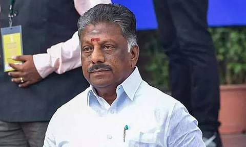 குரூப்-4 காலிப் பணியிடங்களின் எண்ணிக்கையினை வெகுவாக குறைத்துள்ள தி.மு.க. அரசுக்கு கடும் கண்டனம் - ஓ.பன்னீர்செல்வம்