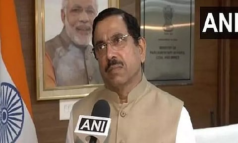 பட்ஜெட் கூட்டத்தொடரில் அனைத்து பிரச்சினைகளையும் விவாதிக்க தயார் : மத்திய மந்திரி பிரகலாத் ஜோஷி