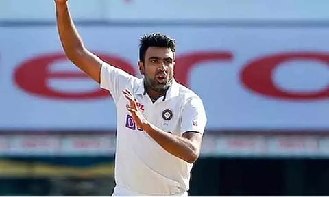 ஐசிசி டெஸ்ட் தரவரிசை; பந்து வீச்சாளர்கள் தரவரிசையில் அஸ்வின் தொடர்ந்து முதலிடம்