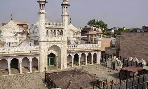 ஞானவாபி மசூதி - இந்துக்கள் பூஜை செய்ய அனுமதி