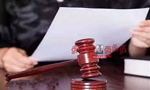 எய்ம்ஸ் மருத்துவர் மீது பாலியல் வன்கொடுமை குற்றச்சாட்டு - டெல்லி கோர்ட்டு சம்மன்