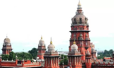 எம்.பி., எம்.எல்.ஏ.-க்களுக்கு எதிரான நிலுவை வழக்குகள்: தமிழக அரசுக்கு அவகாசம்