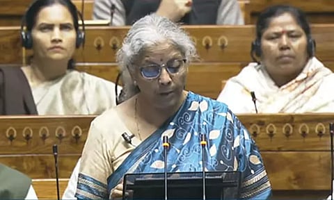 வீடுகளில் சோலார் அமைக்கும் திட்டம்: ஆண்டுக்கு ரூ.18 ஆயிரம் வரை சேமிக்கலாம் - நிர்மலா சீதாராமன் தகவல்