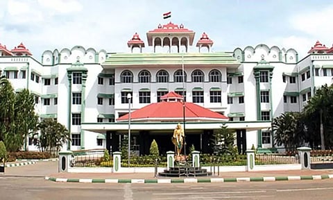 சாத்தான்குளம் தந்தை, மகன் கொலை வழக்கு: ஐகோர்ட்டு மதுரை கிளை கேள்வி