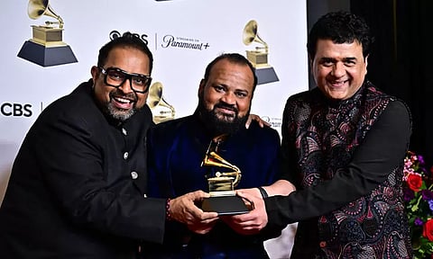 சங்கர் மகாதேவன், ஜாகிர் ஹுசைனின் இசைக்குழுவுக்கு கிராமி விருது