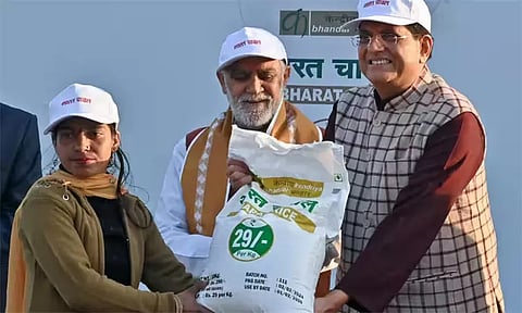 அரிசி விலை உயர்வை கட்டுப்படுத்த 'பாரத் அரிசி' : விற்பனை தொடங்கியது மத்திய அரசு