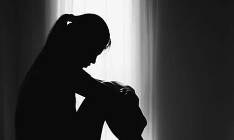 பிளஸ்-2 மாணவியை வயல்காட்டில் வைத்து பாலியல் வன்கொடுமை செய்த பாலிடெக்னிக் மாணவர்