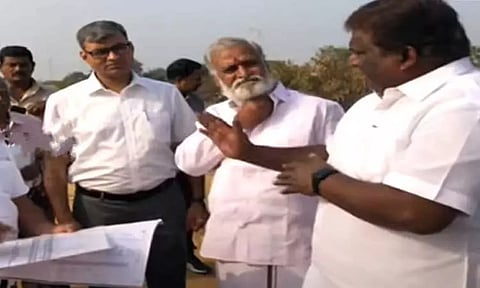 ஆம்னி பேருந்து நிறுத்துமிடத்தில் அமைச்சர்கள் நேரில் ஆய்வு