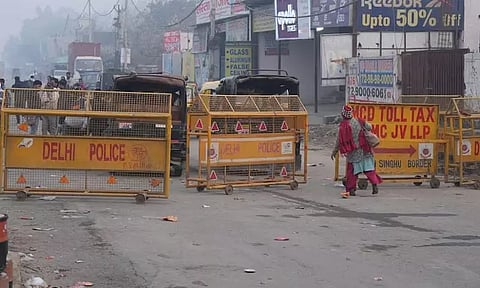 விவசாயிகள் போராட்டம்: அத்தியாவசிய பொருட்கள் விலை உயரும் - டெல்லி வியாபாரிகள் கவலை