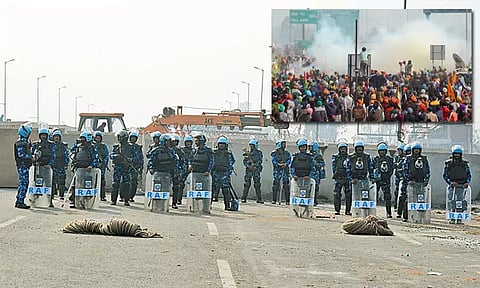 விவசாயிகள் போராட்டம்: 30,000 கண்ணீர் புகை குண்டுகளை ஆர்டர் செய்த டெல்லி போலீசார்