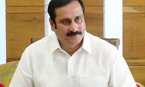 அரசுத்துறைகளுக்கு தேர்வாணையங்களை விடுத்து 32,709 பேர் நேரடியாகத் தேர்ந்தெடுக்கப்பட்டது எப்படி? - அன்புமணி ராமதாஸ்