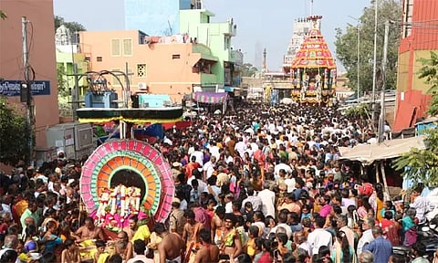 திருவொற்றியூர் வடிவுடையம்மன் கோவிலில் தேரோட்டம்