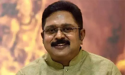 தென்னிந்தியாவின் முதல் பல்கலைக்கழகமான சென்னைப் பல்கலைக்கழகத்தை நிதி நெருக்கடியில் இருந்து பாதுகாக்க வேண்டும் - டி.டி.வி.தினகரன்