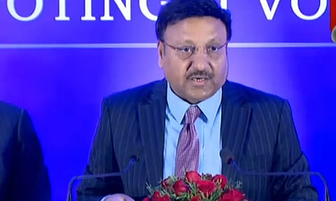 தமிழ்நாட்டில் ஒரே கட்டமாக தேர்தல் நடத்துவது குறித்து ஆலோசித்து வருகிறோம் - தலைமை தேர்தல் ஆணையர்