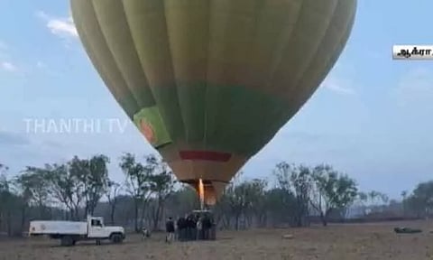 ஆக்ராவில் சுற்றுலாவை மேம்படுத்த நடவடிக்கை - வெப்பக்காற்று பலூன் சவாரி தொடக்கம்
