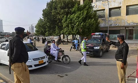 பாகிஸ்தான்: 2024-ல் கராச்சியில் சிறுமி உள்பட 26 பேர் பலி; பகீர் தகவல்