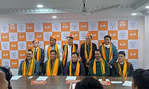 அருணாச்சல பிரதேசம்: பா.ஜ.க.,வில் இணைந்த 4 எம்.எல்.ஏ.,க்கள்