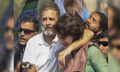 அமேதியில் ராகுல், ரேபரேலியில் பிரியங்கா போட்டியிட வேண்டும்: உ.பி காங்., தீர்மானம்