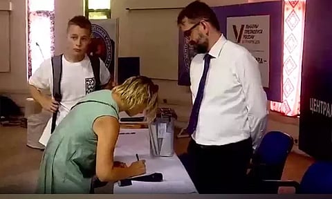 ரஷிய அதிபர் தேர்தல்: கேரளாவில் சிறப்பு வாக்குச்சாவடி.. ஆர்வத்துடன் வாக்களித்த ரஷியர்கள்