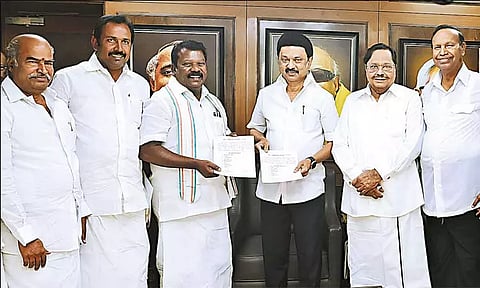 10 ஆண்டுகளுக்கு பிறகு நெல்லை தொகுதியில் களமிறங்கும் காங்கிரஸ்