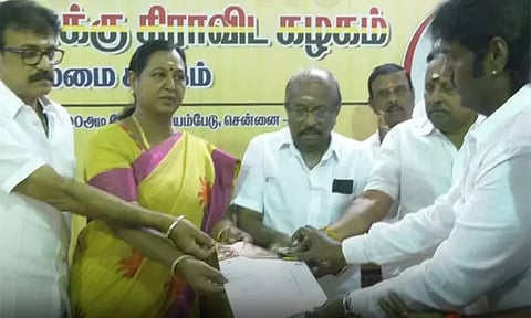 விருதுநகரில் தே.மு.தி.க. சார்பில் போட்டியிட விஜய பிரபாகரன் விருப்ப மனு