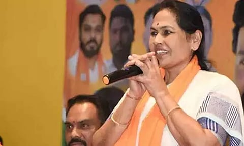 மத்திய மந்திரி ஷோபா மீது தேர்தல் ஆணையத்தில் தி.மு.க. புகார்