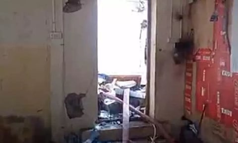 மர்ம பொருள் வெடித்து பிளஸ் 2 மாணவன் பலி