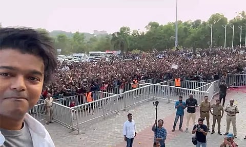 கேரளாவையே அதிர வைத்த நடிகர் விஜய்