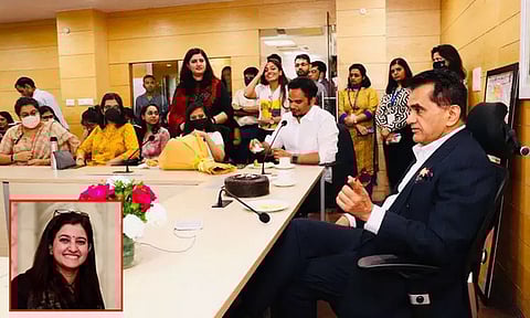 லண்டன்; சைக்கிளில் வீடு திரும்பிய இந்திய மாணவி விபத்தில் பலியான சோகம்