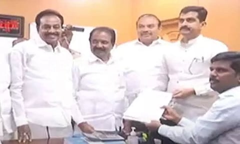 தமிழகத்தில் நேற்று ஒரே நாளில் 350 பேர் வேட்பு மனு தாக்கல்