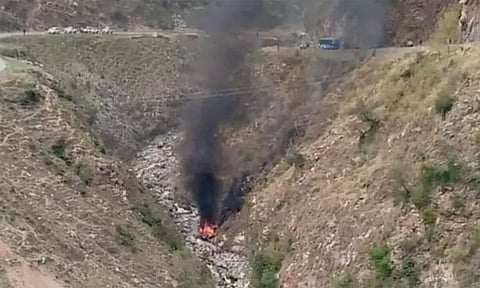 பாகிஸ்தானில் தற்கொலைப்படை தாக்குதல் - 5 சீனர்கள் பலி